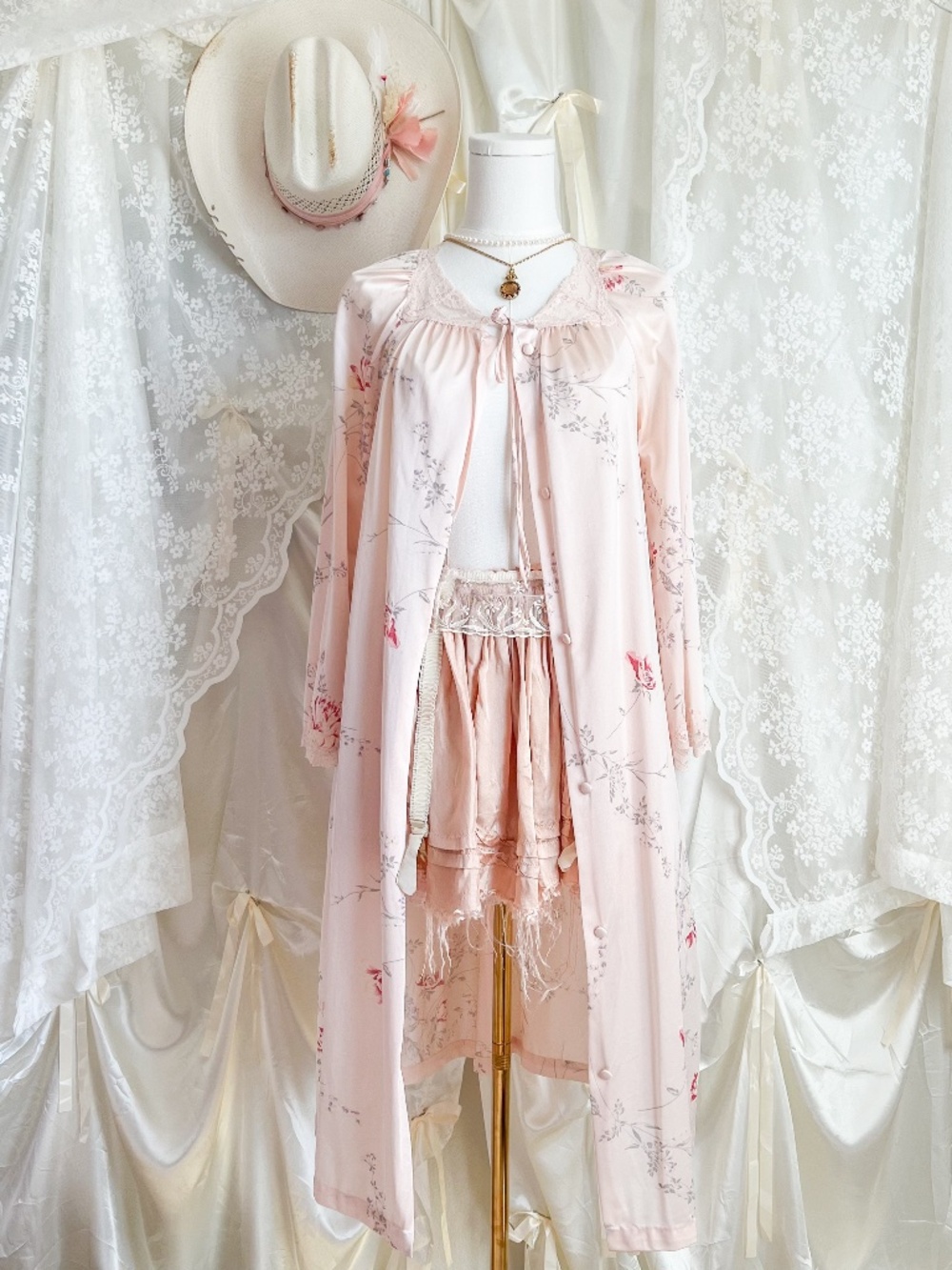 Vintage 70/80s Floral Peignoir Robe – Sheer Pink Cottagecore Lingerie Duster